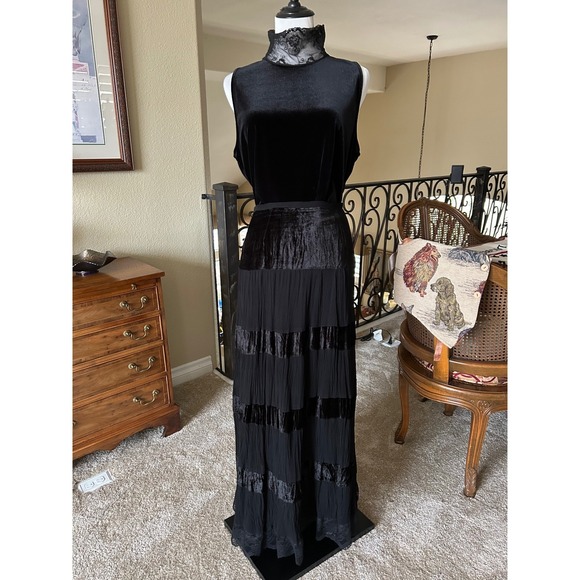 Bernini Beverly Hills Black Velvet Chiffon Tiered Maxi Skirt Lace Hem Large - Picture 3 of 5